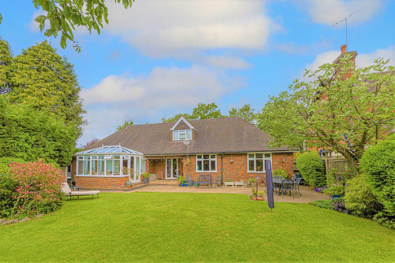 Meadow Way, Hemel Hempstead HP3  