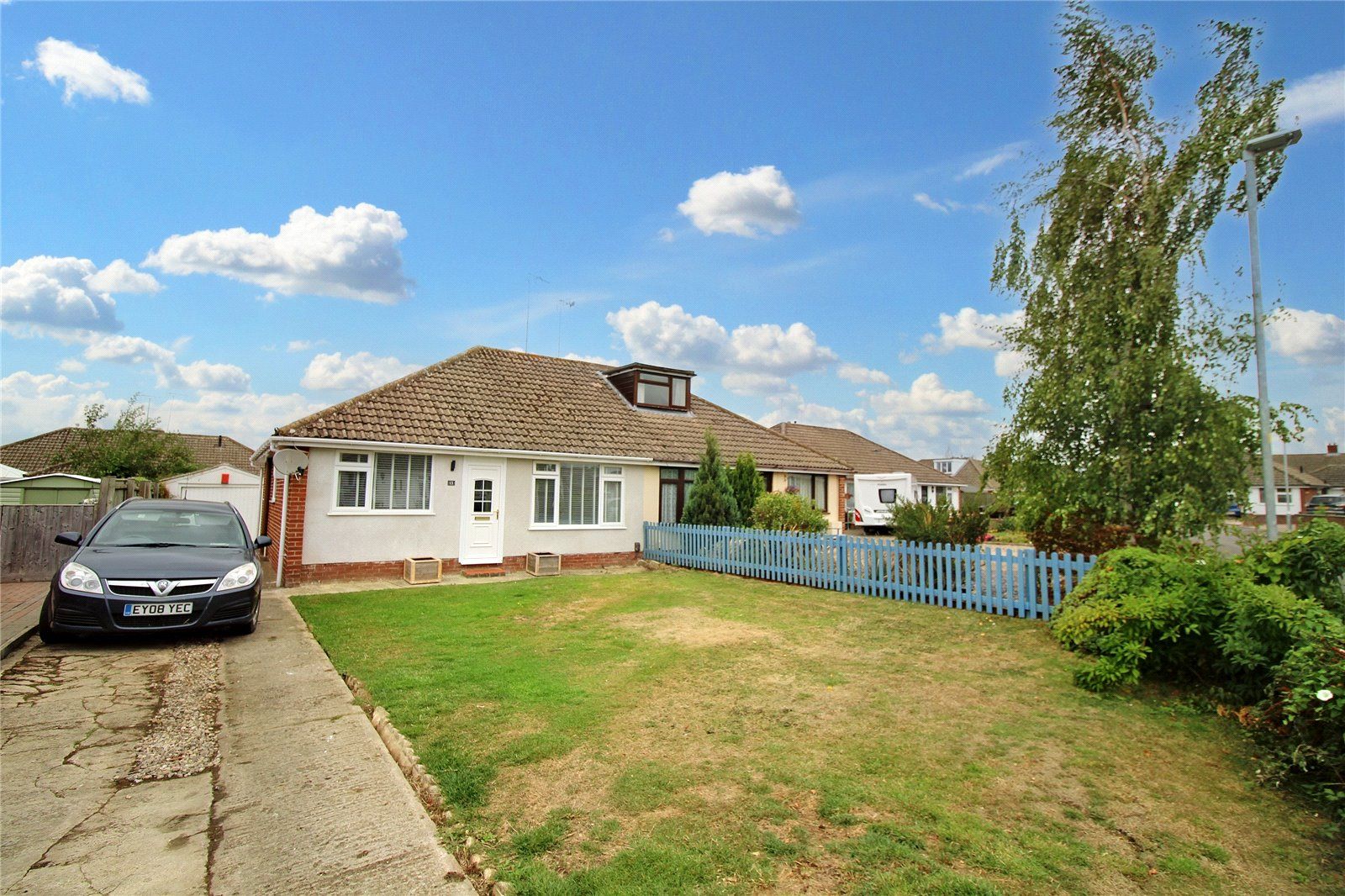 2 bed bungalow for sale in Summerhouse Road, Wroughton SN4 Zoopla