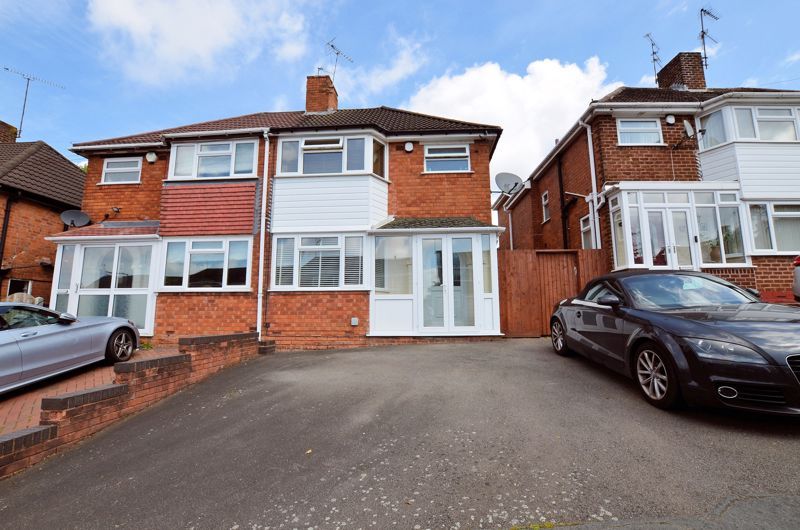 3 bed semidetached house for sale in Castle Road West, Oldbury B68