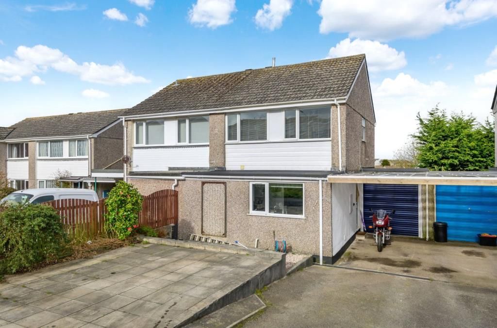 3 bed semidetached house for sale in Dennis Road, Liskeard, Cornwall