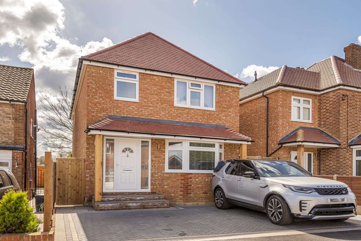 3 bed detached house for sale in Egerton Avenue, Hextable, Swanley BR8
