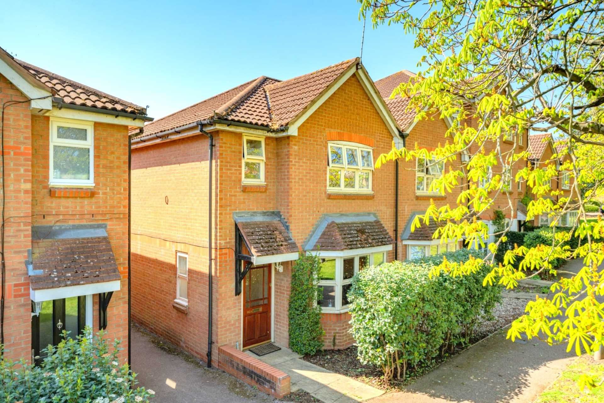 Belswains Lane, Apsley Lock HP3  