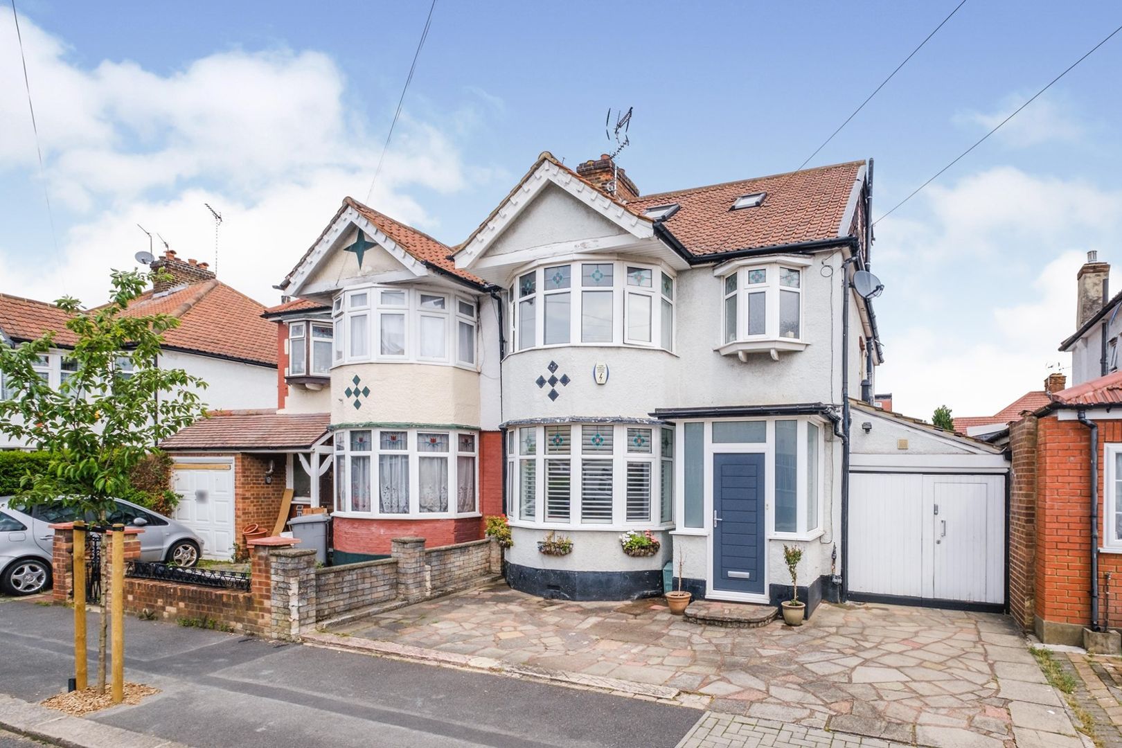 Gladstone Park, London NW10  