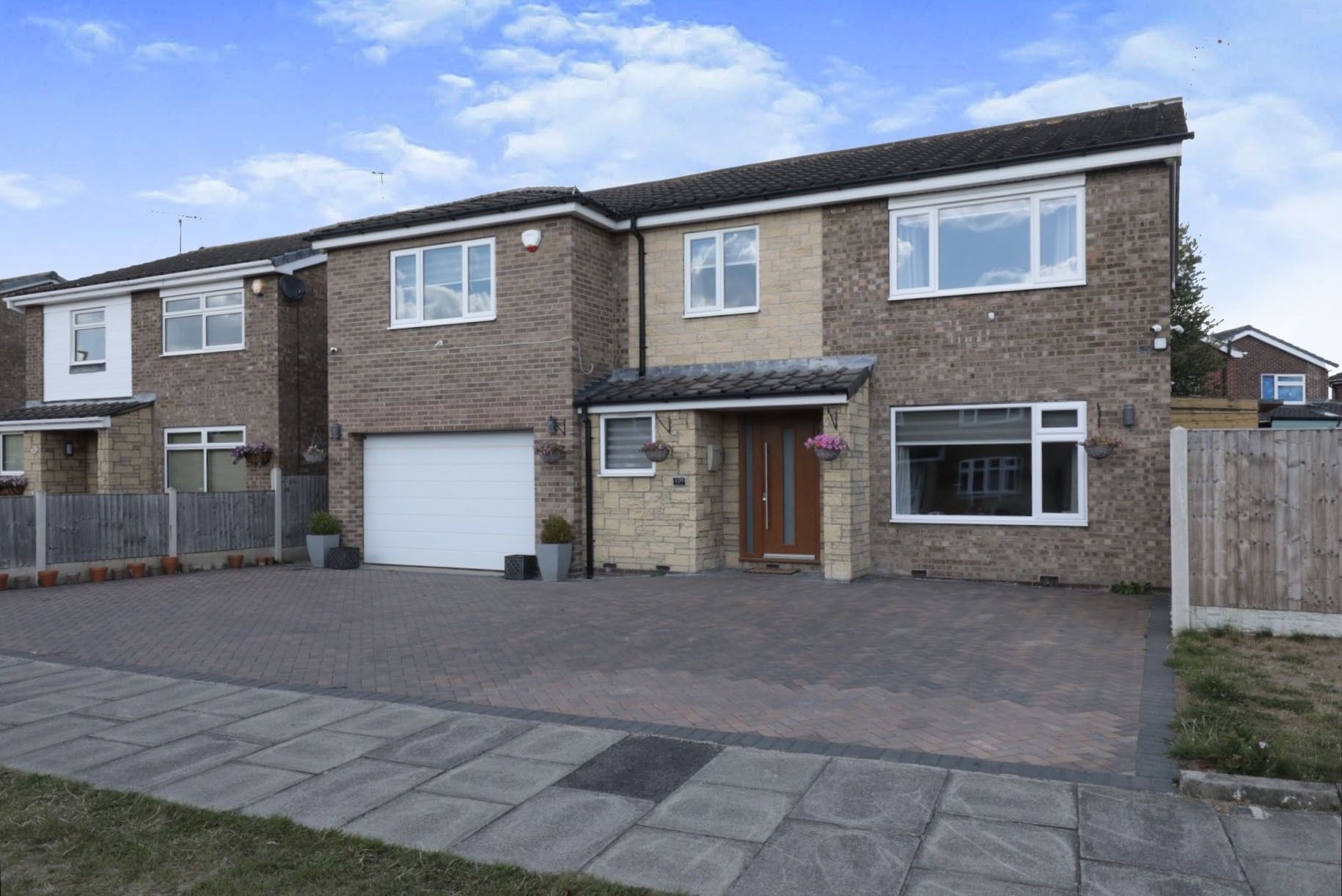 6-bed-detached-house-for-sale-in-stoops-lane-bessacarr-doncaster-dn4