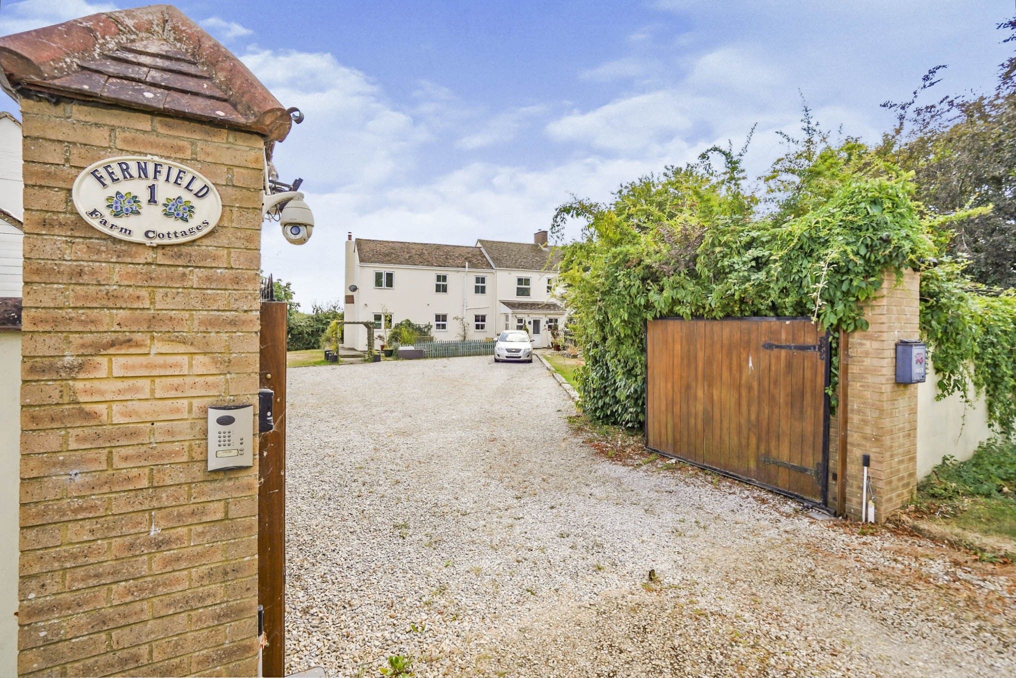 7 bed end terrace house for sale in Whaddon Road, Little Horwood, Milton Keynes MK17 Zoopla
