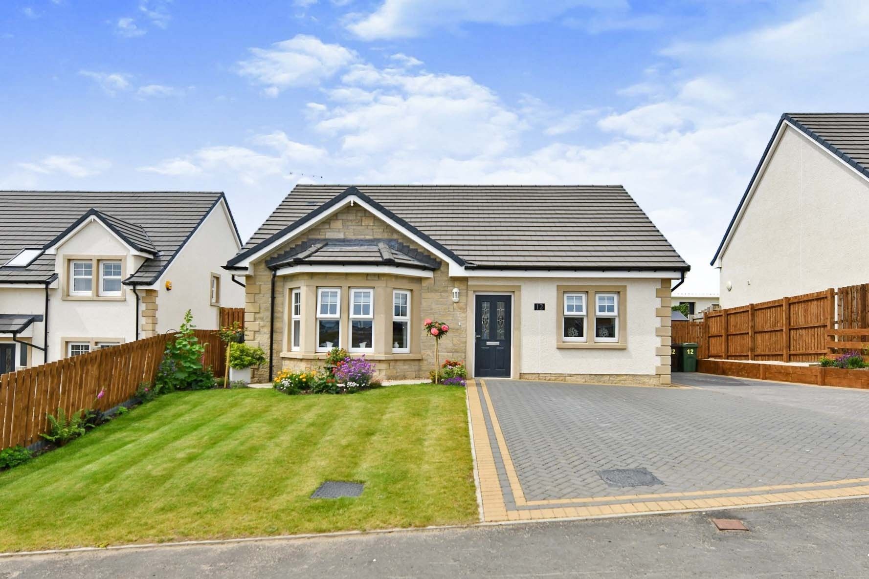 2 bed detached bungalow for sale in Blackstone Heights, Cumnock KA18
