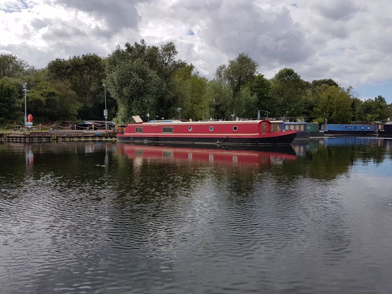 'red October', Priory Marina, Bedford MK41  