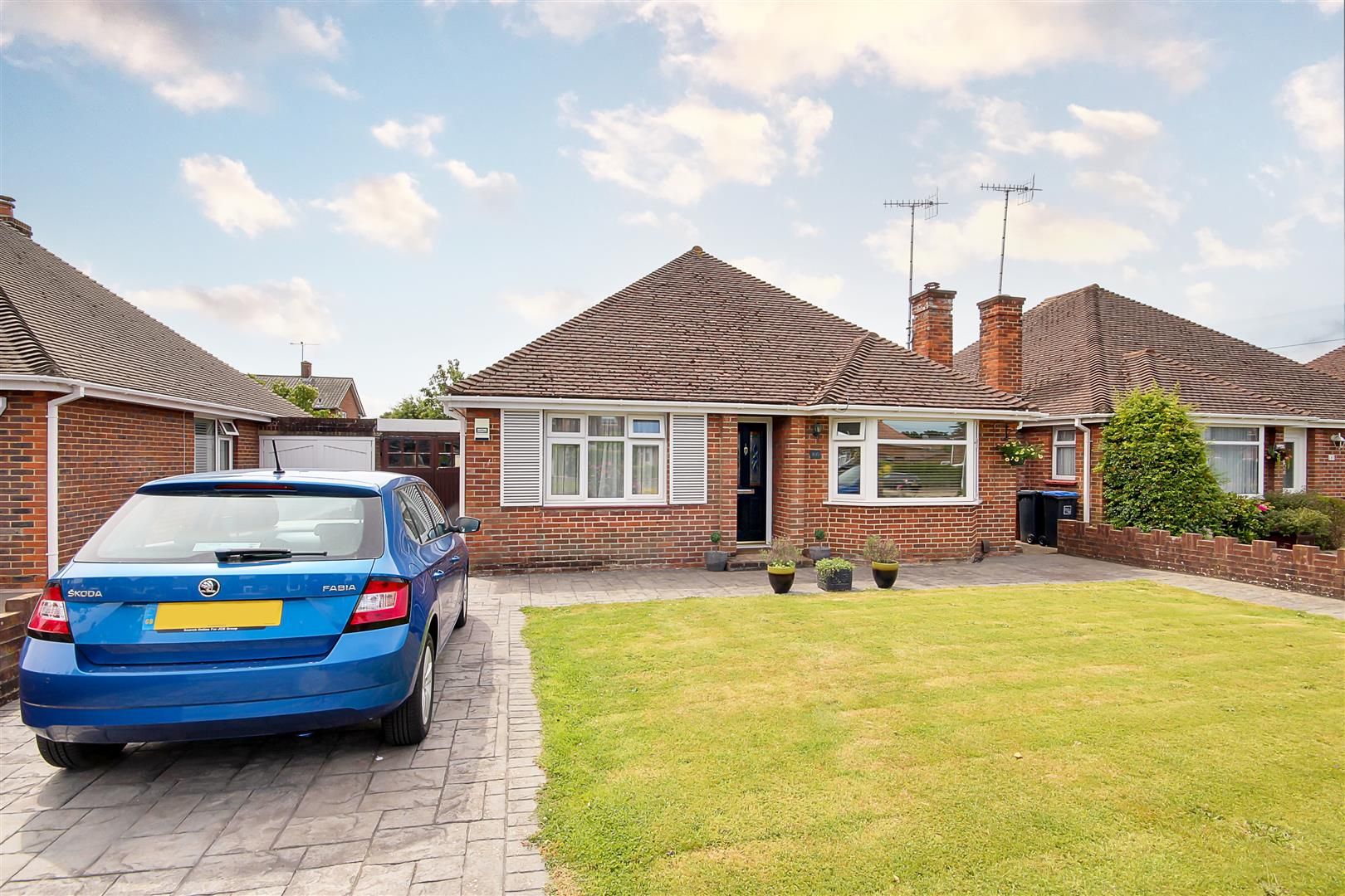 3 bed detached bungalow for sale in Palatine Road, GoringBySea