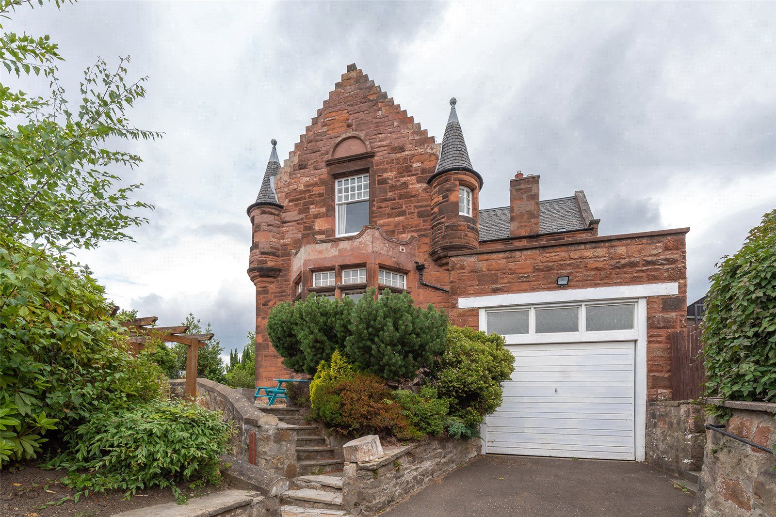 5 bed semidetached house to rent in Wester Coates Road, Edinburgh EH12