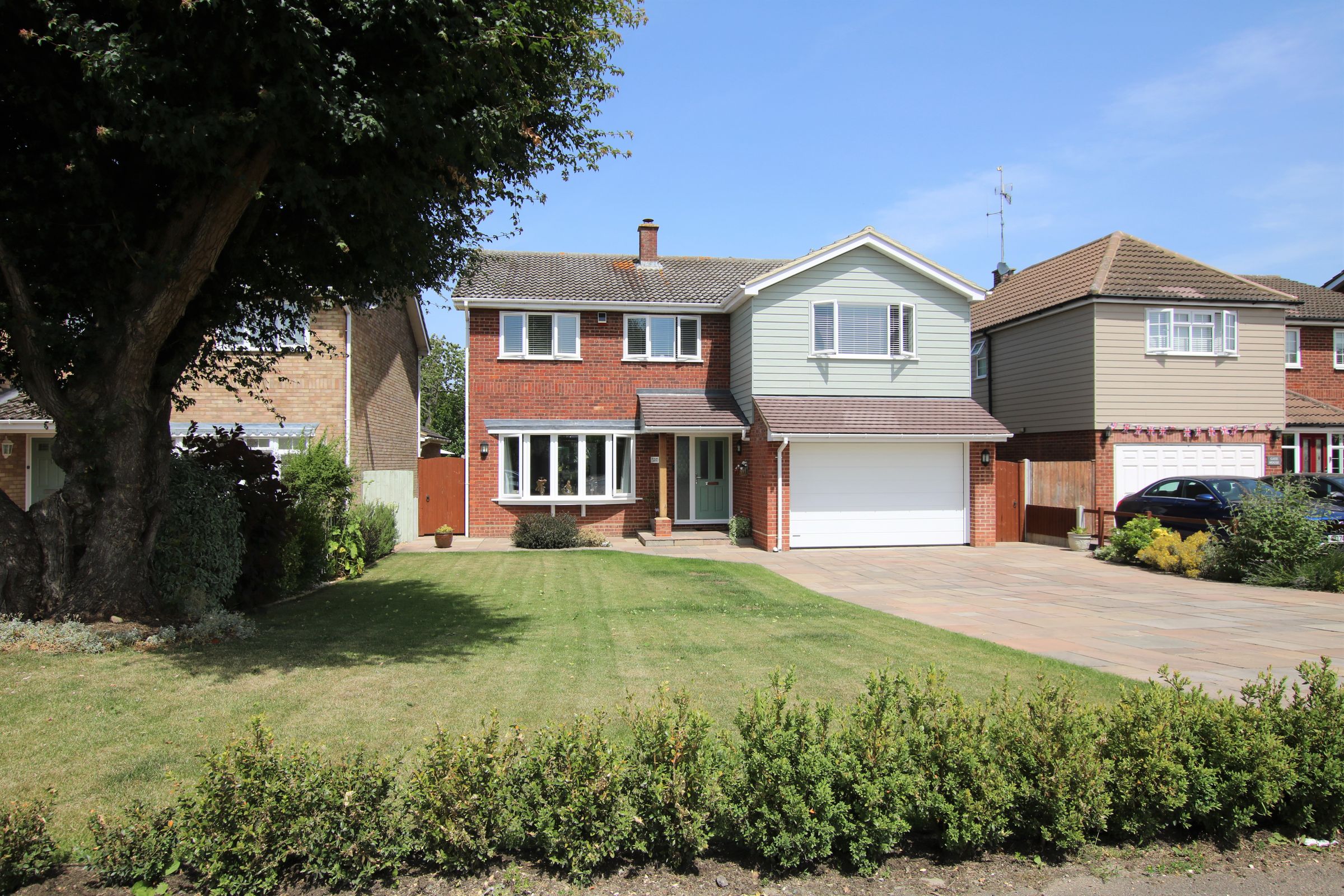 4 bed detached house for sale in Causeway End Road, Felsted, Dunmow CM6