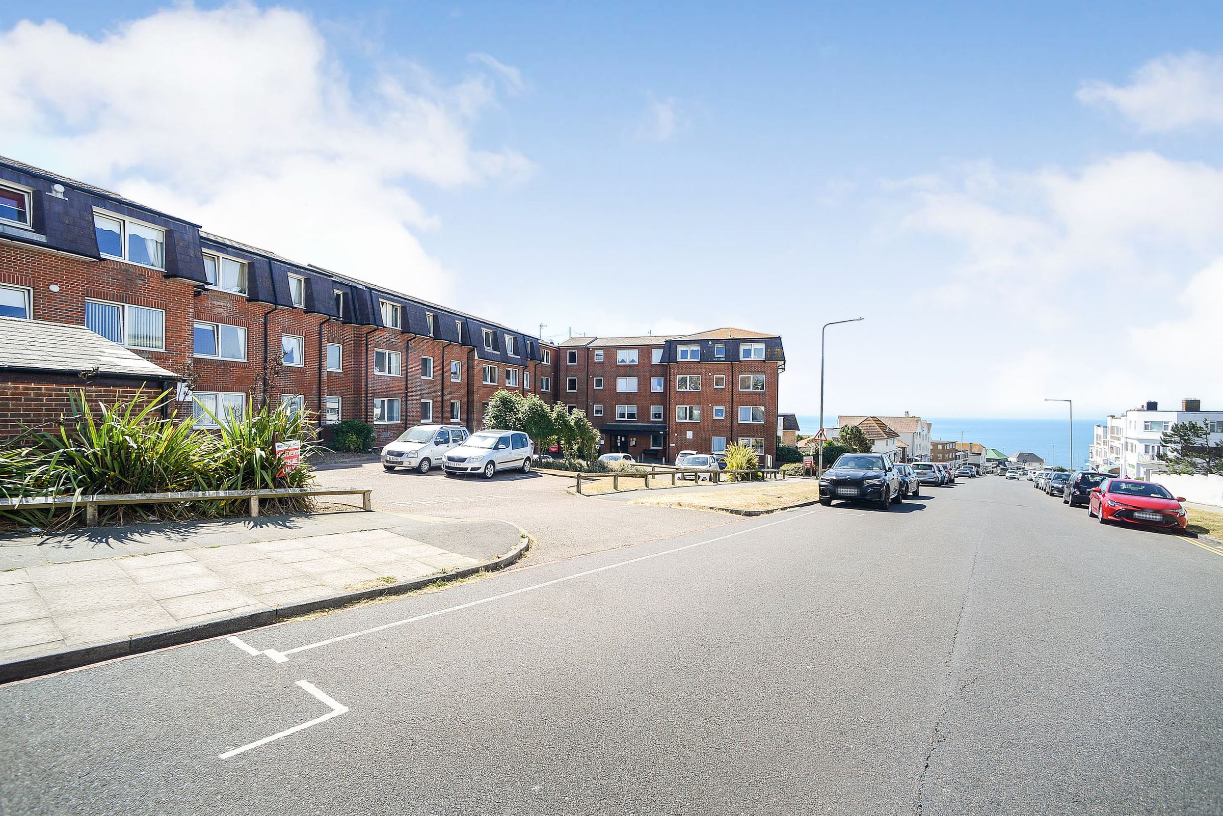 2 bed flat for sale in Longridge Avenue, Saltdean, Brighton BN2 Zoopla