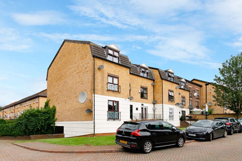 Verbena Close London E16