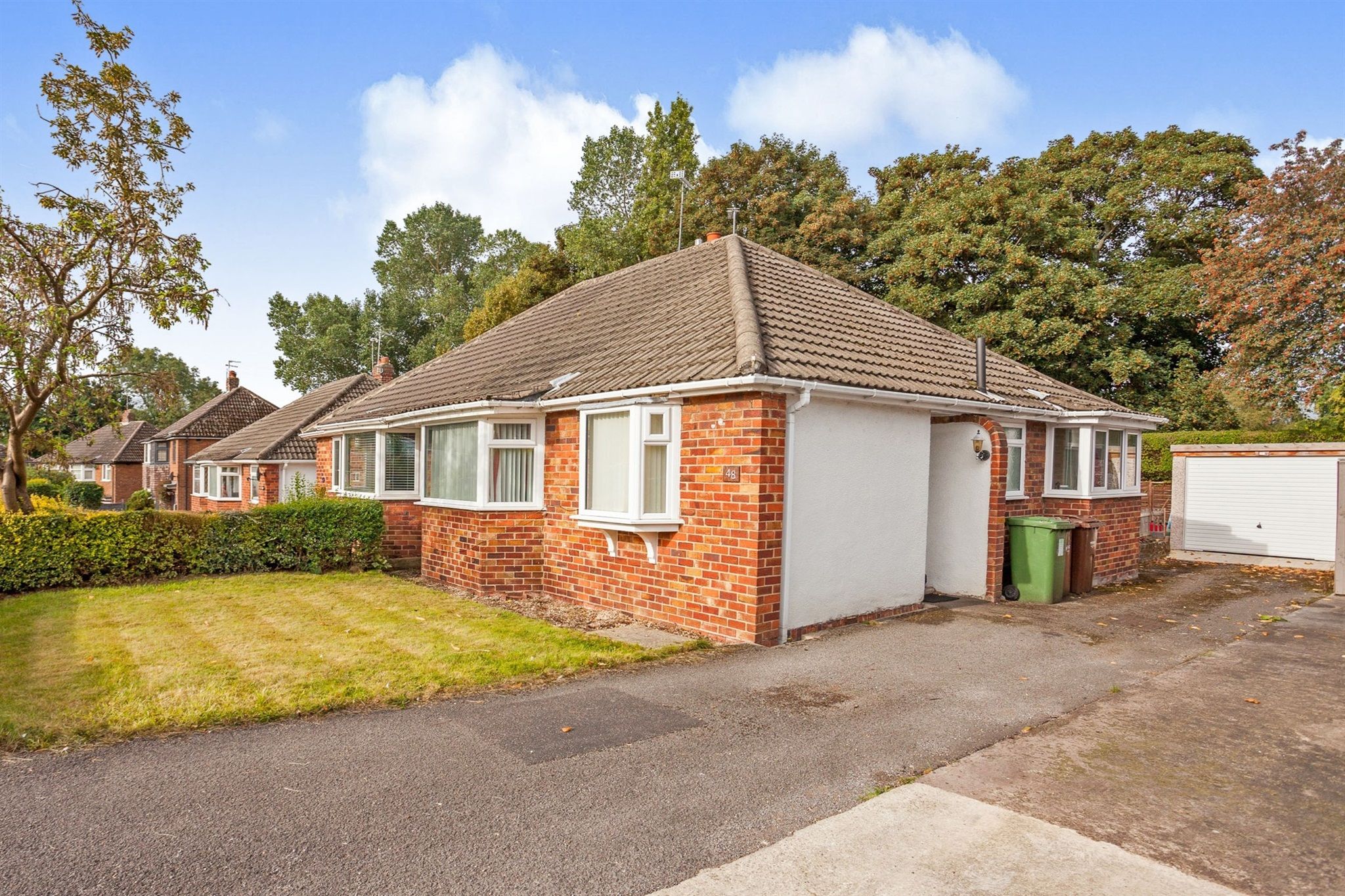 2 bed semidetached bungalow for sale in Woolgreaves Drive, Sandal