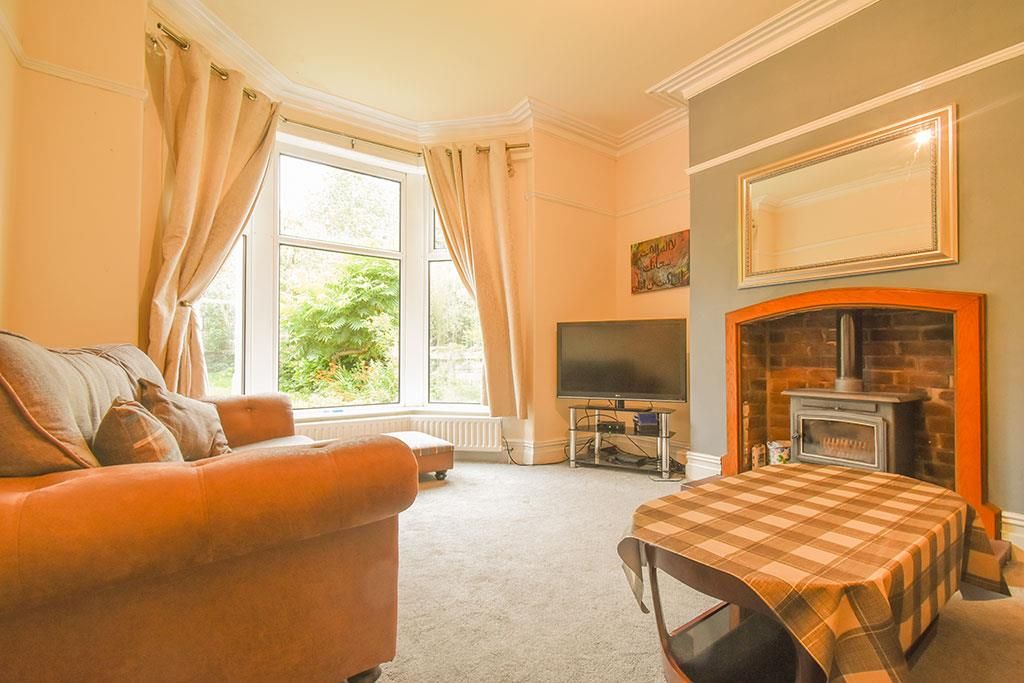 4 bed semidetached house for sale in Ravenswing Avenue, Blackburn BB2