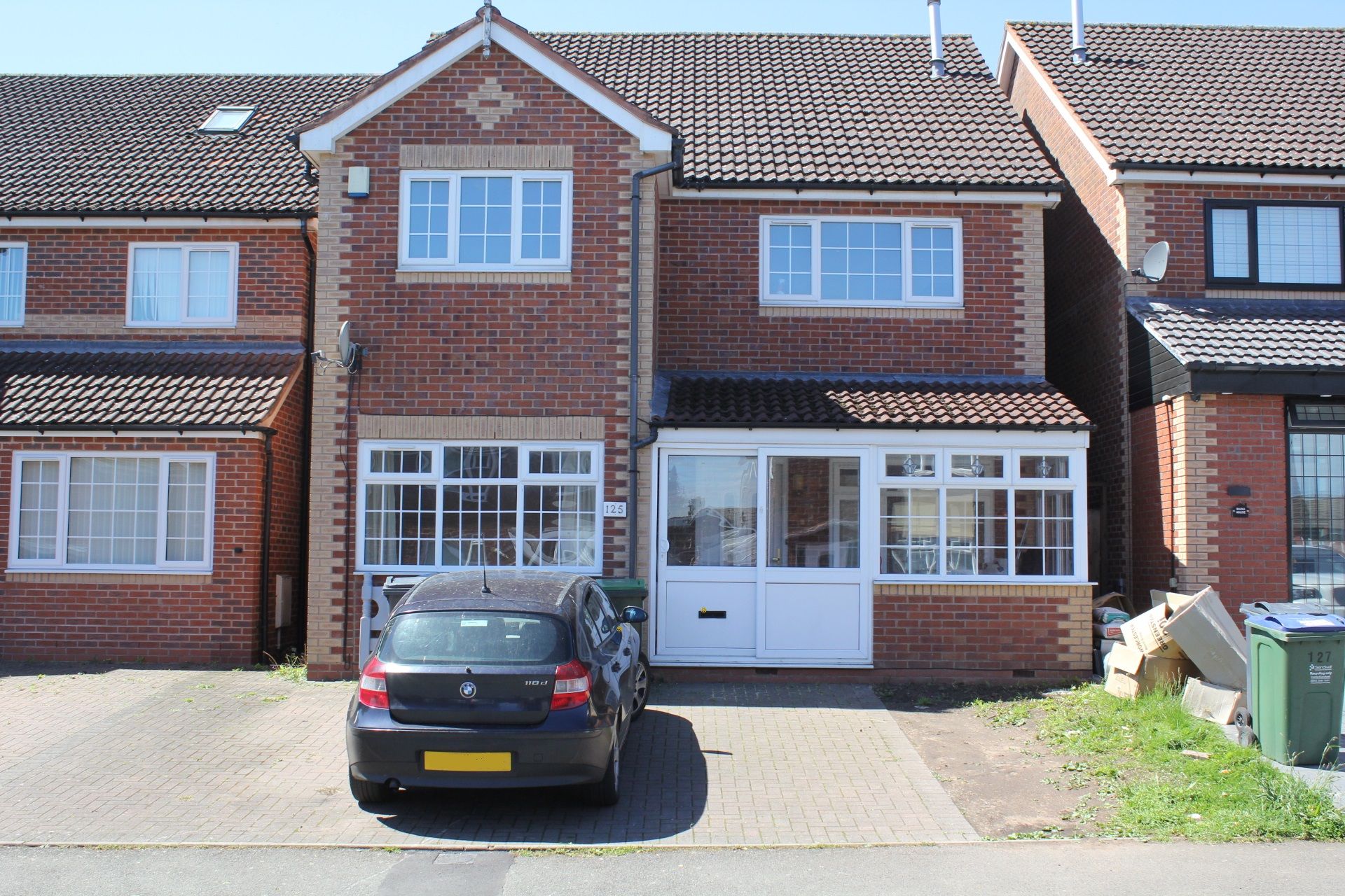 5 bed detached house to rent in Borough Crescent, Oldbury B69 Zoopla