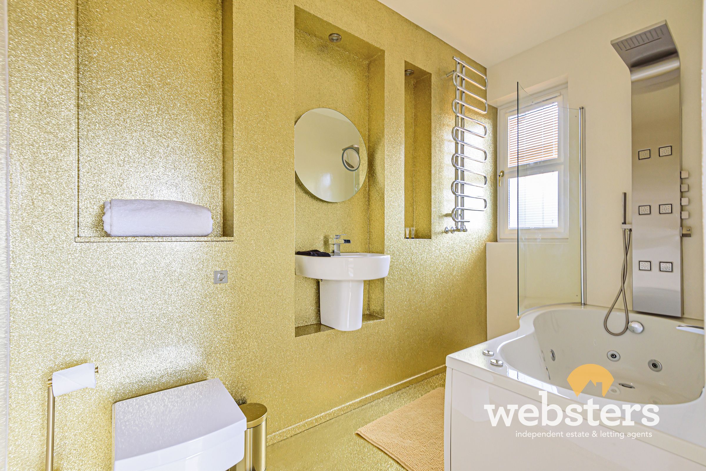 7 bed detached house for sale in Fakenham Road, Taverham, Norwich NR8