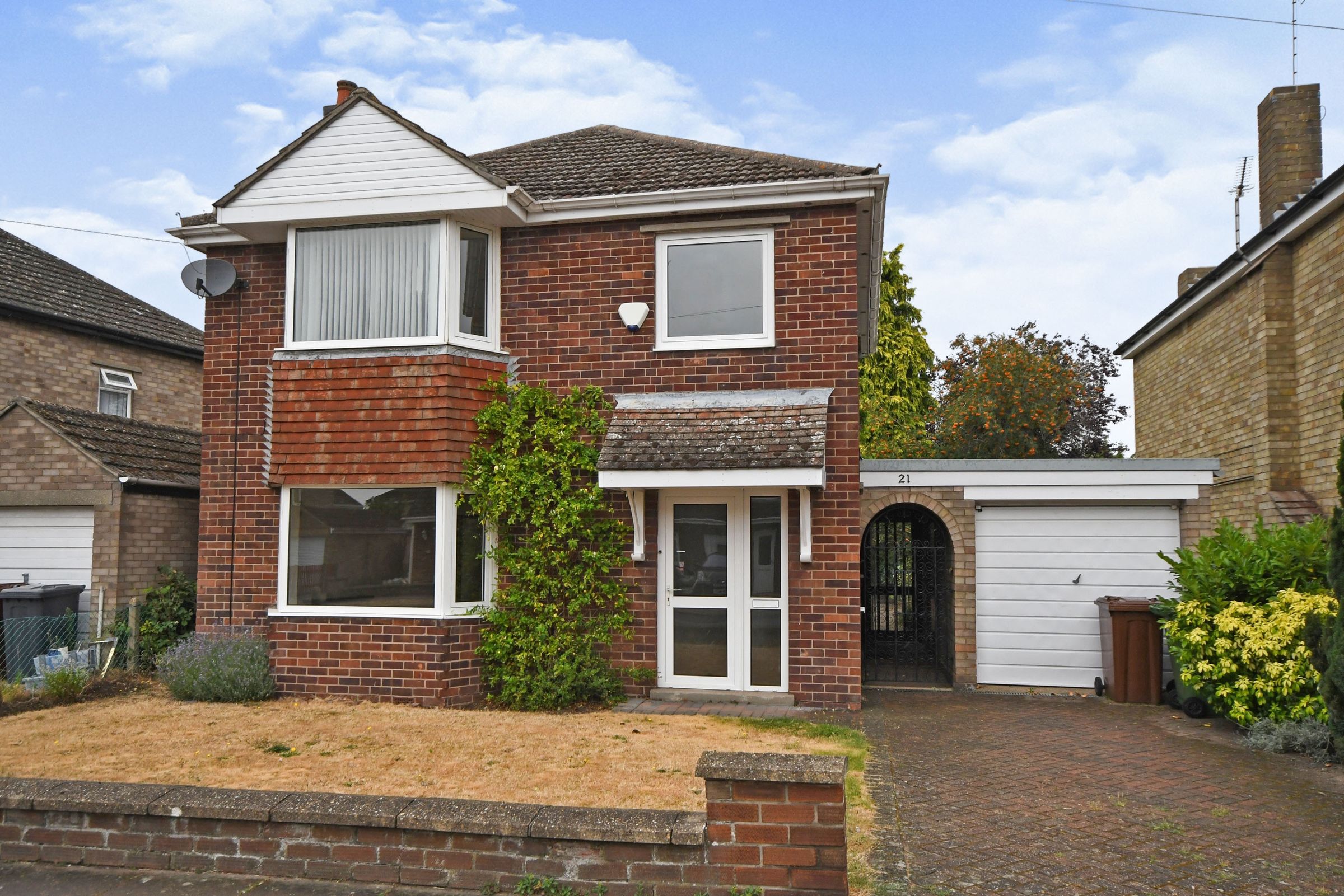 3 bed detached house for sale in Wetherby Crescent, Lincoln LN6 Zoopla