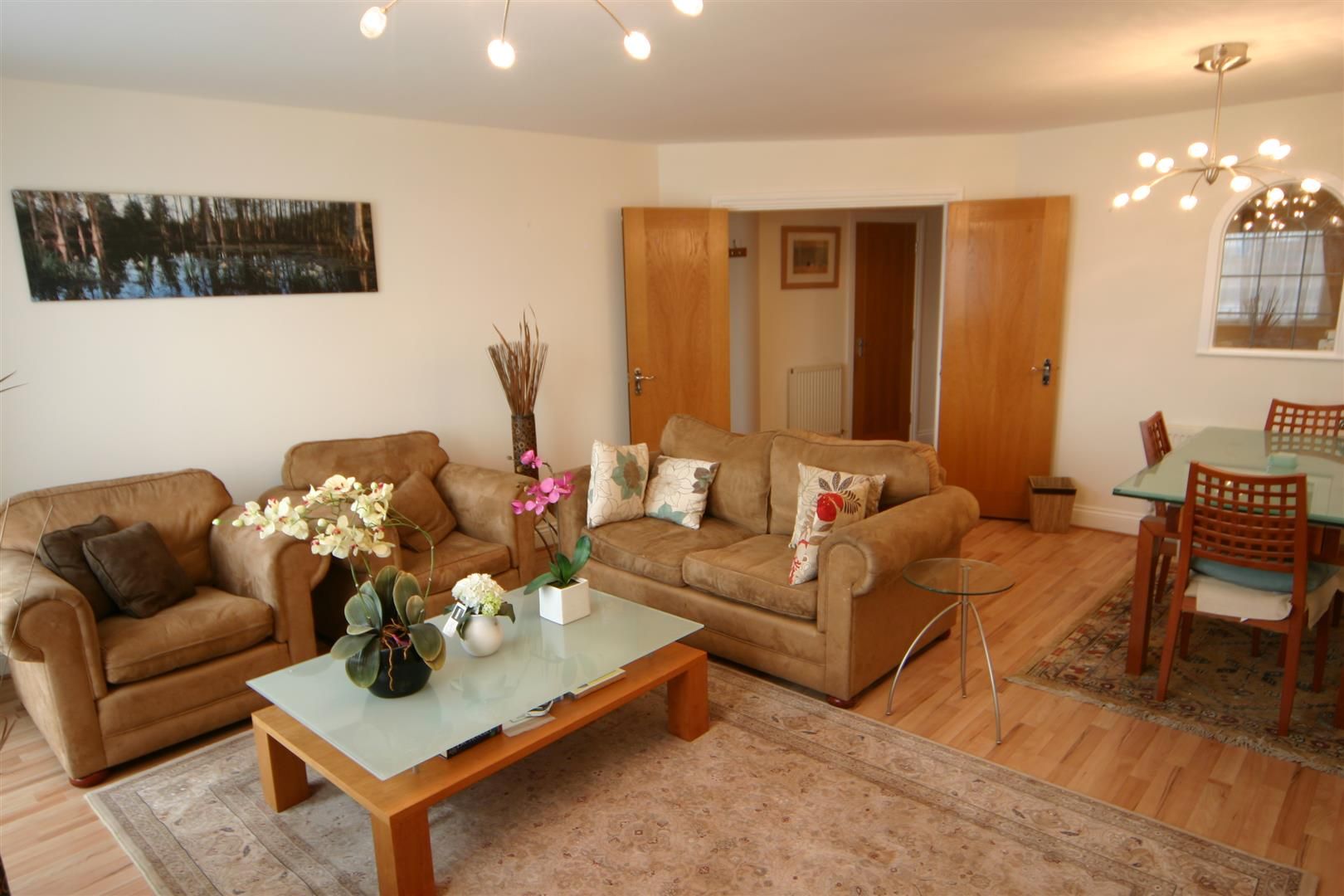 2 bed flat to rent in Elizabeth Court, Palgrave Gardens, London NW1