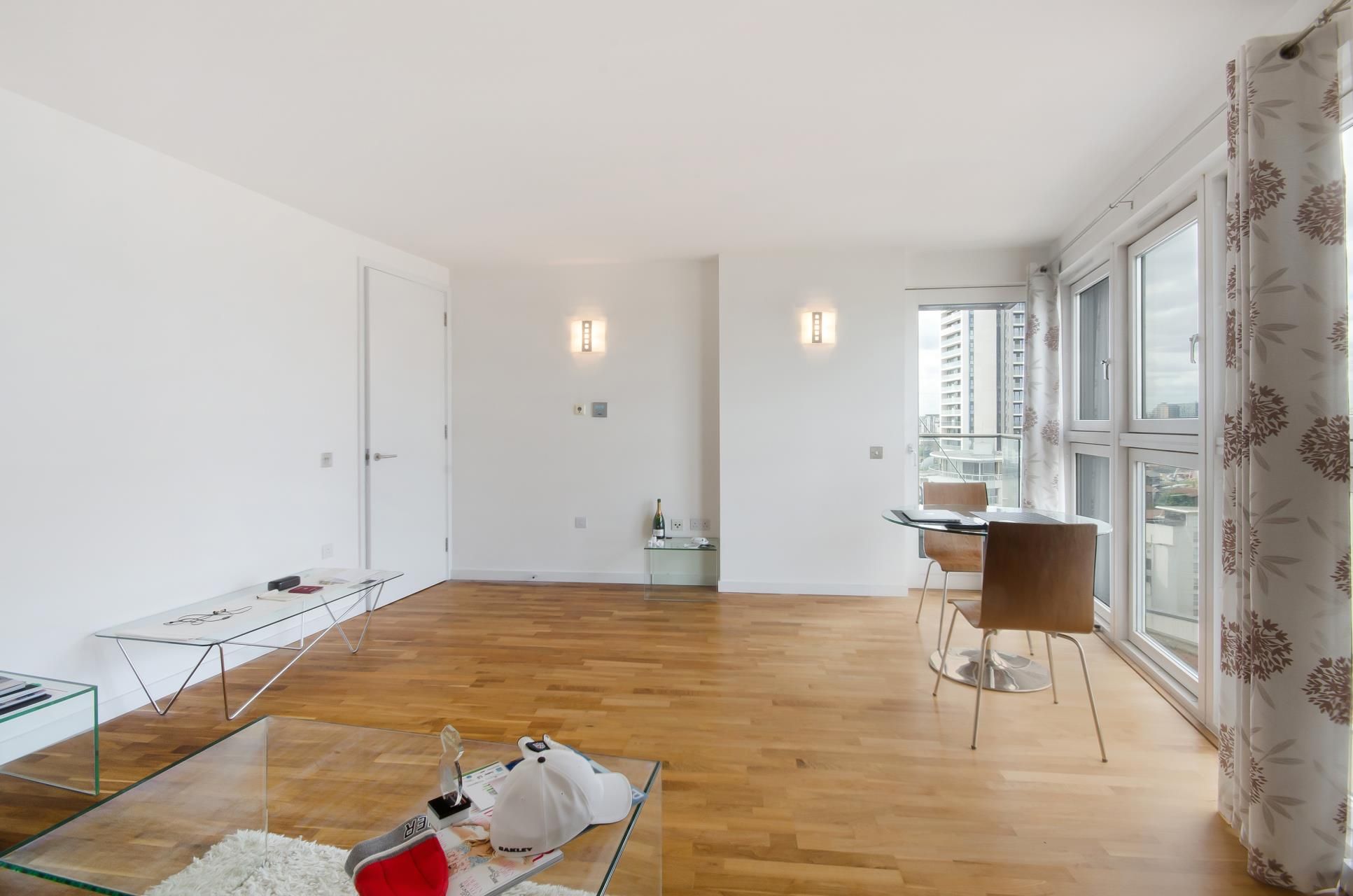 1 bed flat to rent in New Providence Wharf, London E14 Zoopla