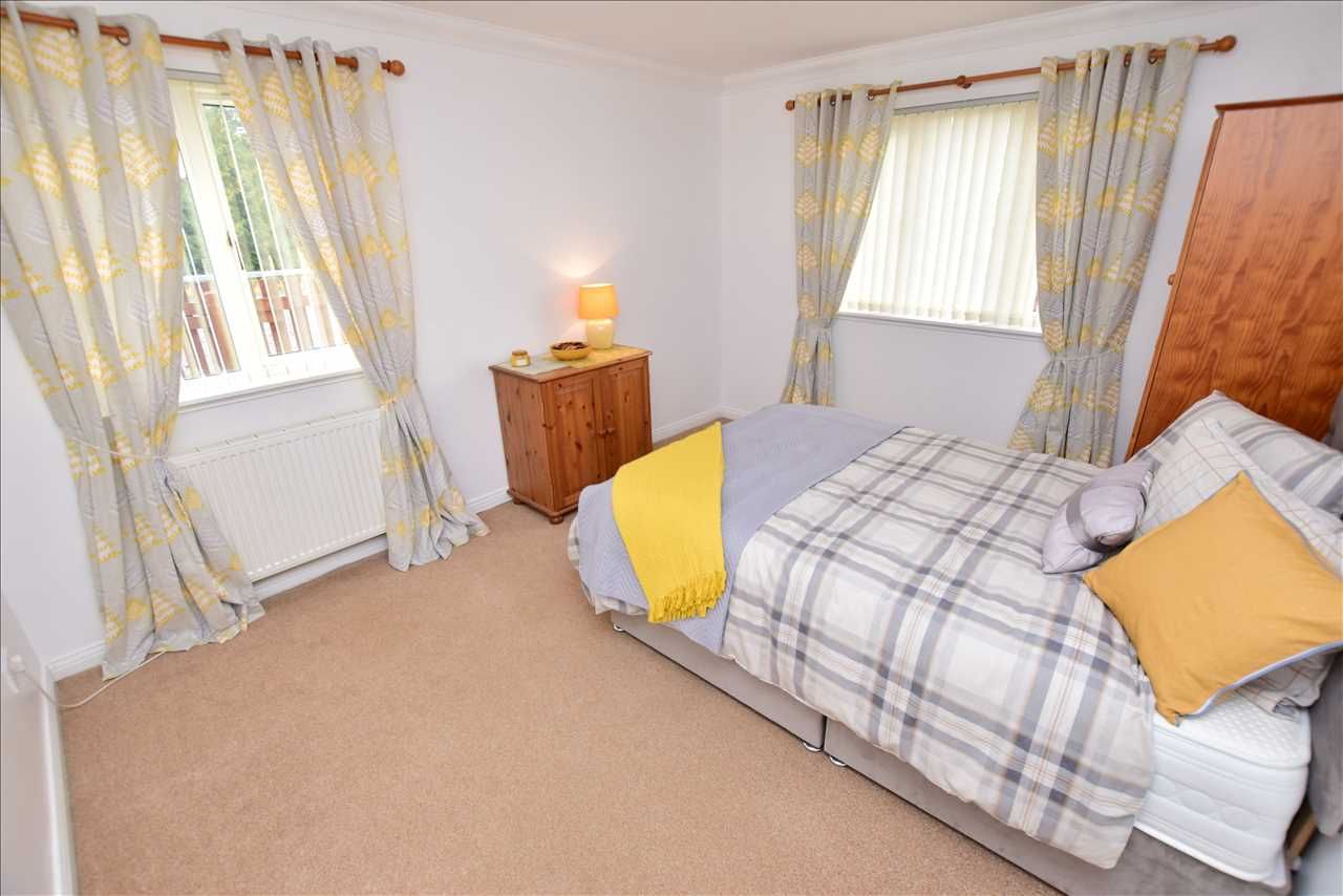 3 bed bungalow for sale in Boghall Road, Braidwood, Carluke ML8 Zoopla