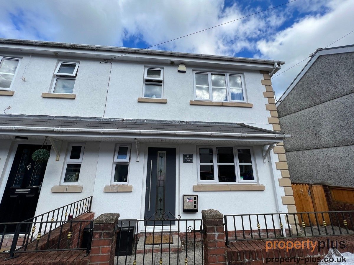 3 bed semidetached house for sale in Pleasant Hill Ferndale , Ferndale CF43 Zoopla