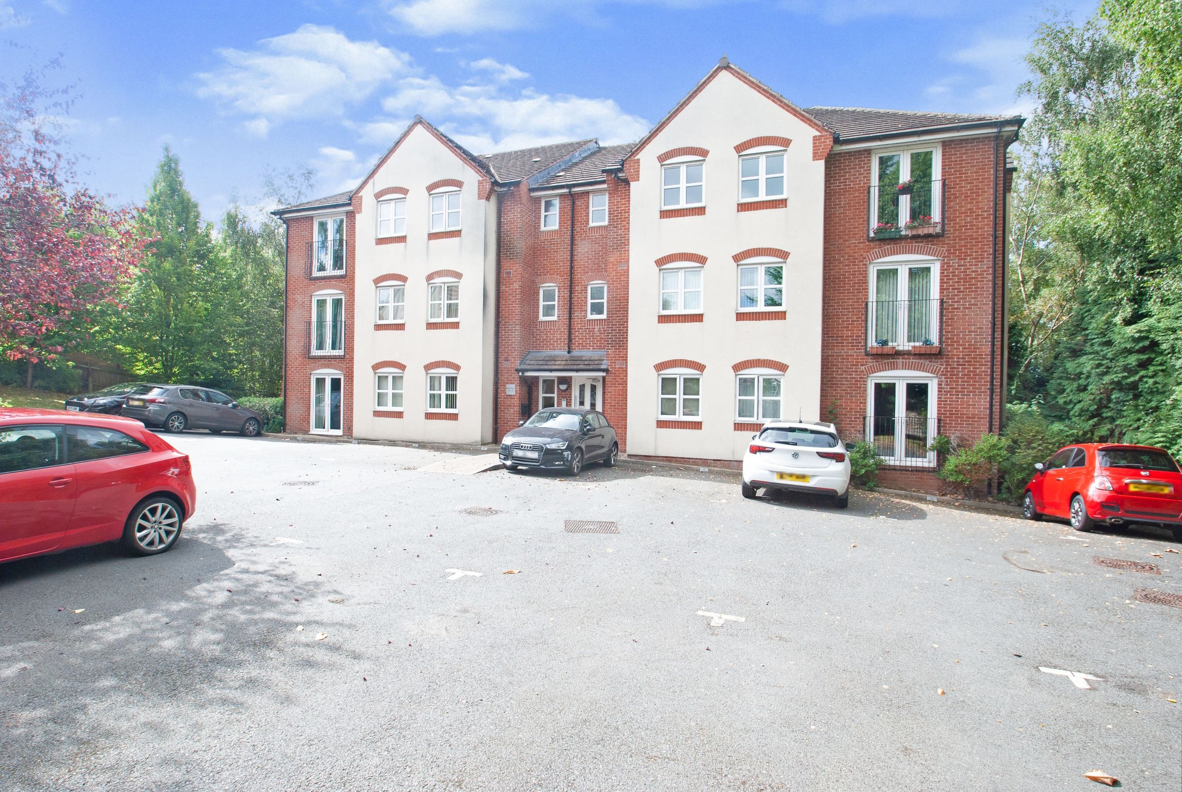 2 bed flat for sale in Quarry Hill, Wilnecote, Tamworth B77 Zoopla