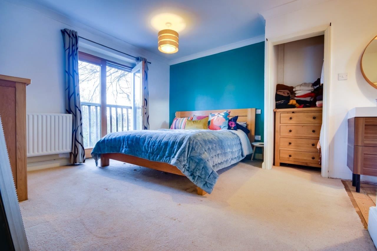 4 bed semidetached house for sale in Steeles Lane, Meopham DA13 Zoopla