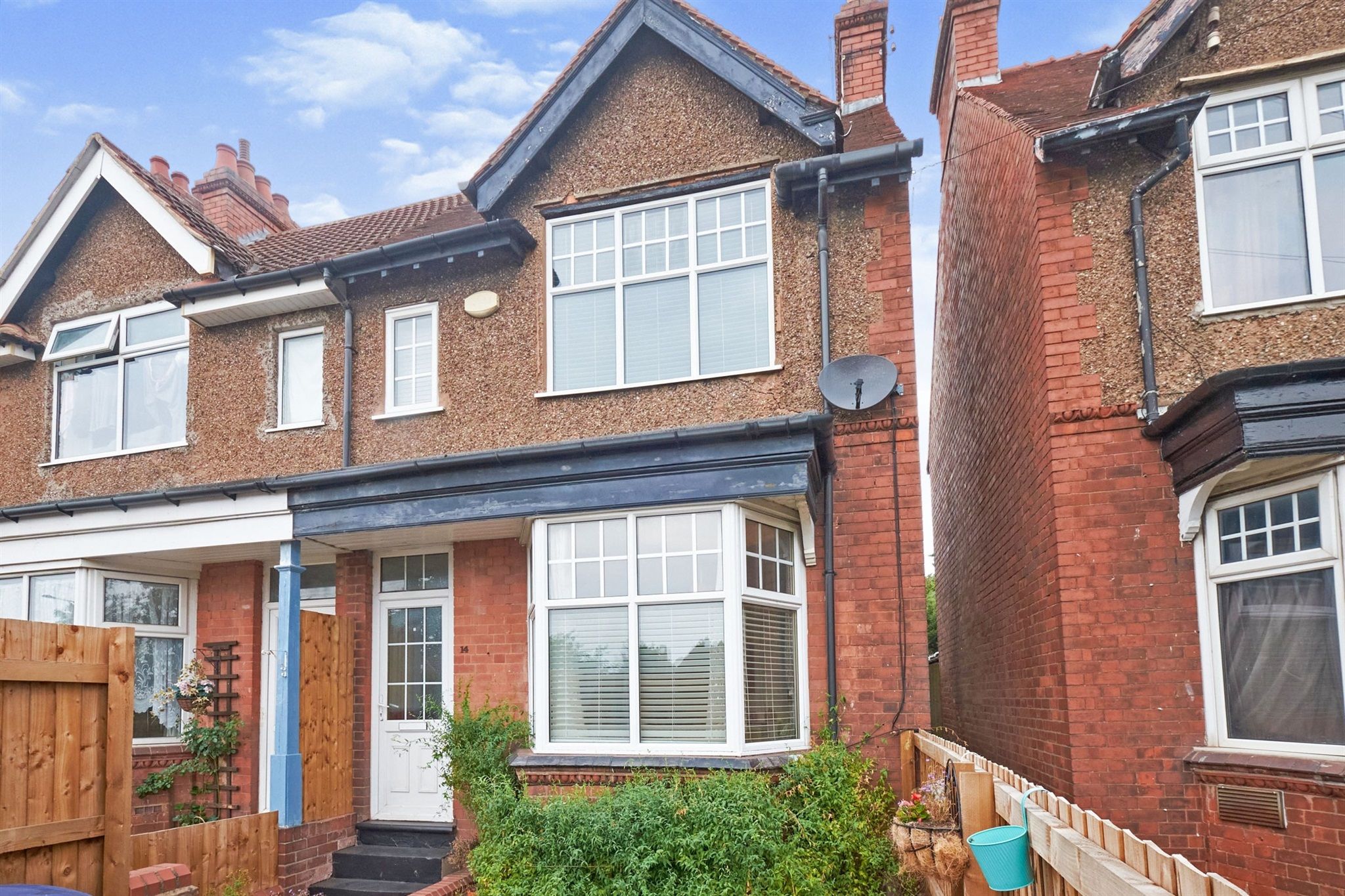 4 bed semidetached house for sale in Hagley Road West, Smethwick B67