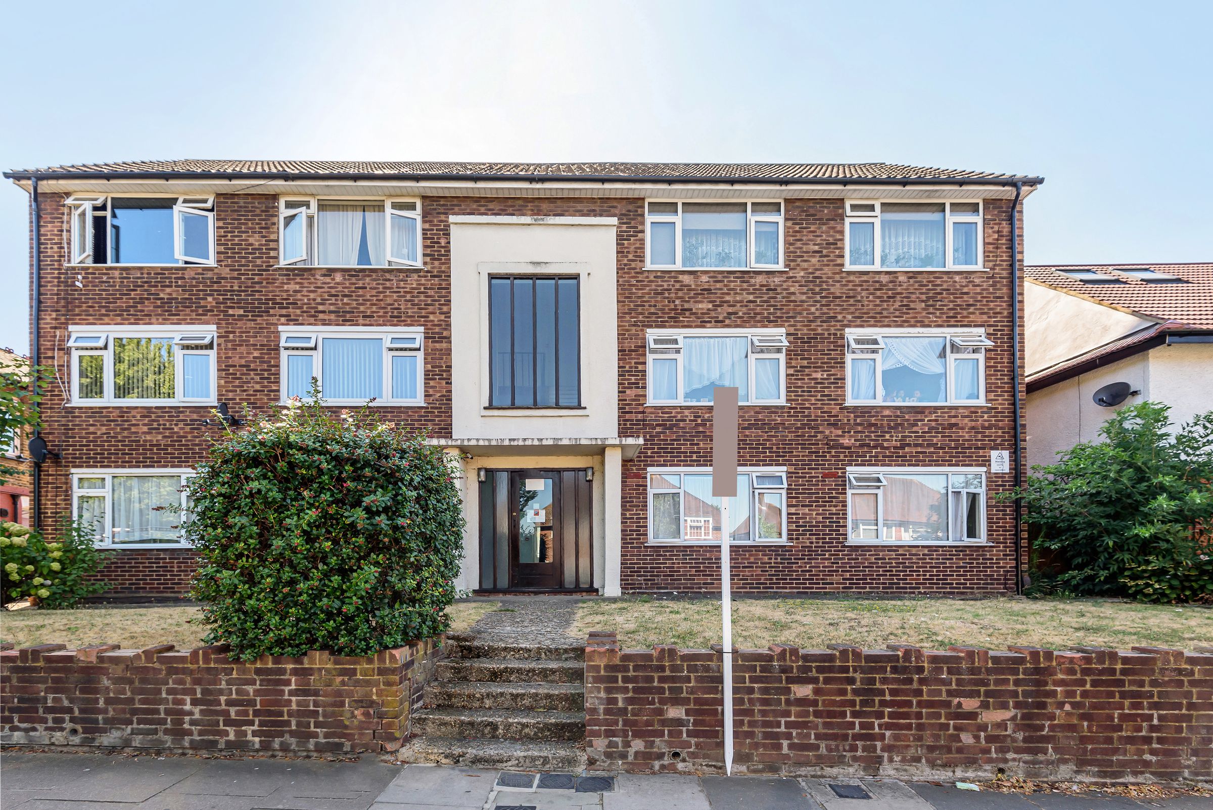 2 bed flat for sale in Greenford Avenue, London W7 Zoopla