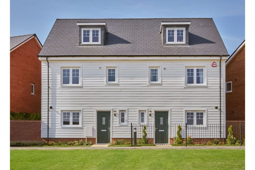 New home, 4 bed property for sale in "The Filey" at Avocet Way, Ashford