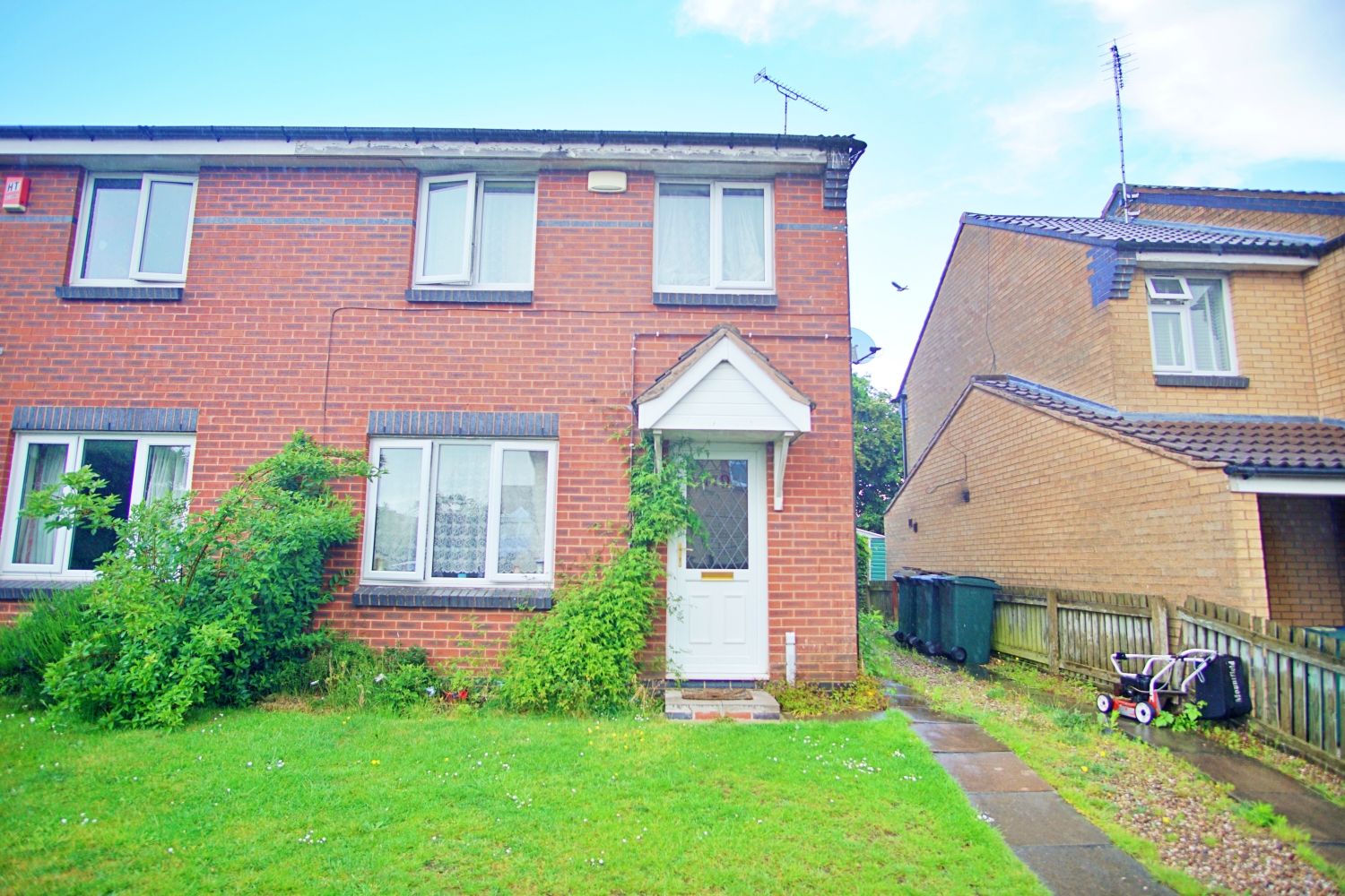 3 bed end terrace house to rent in Rookery Lane, Holbrooks, Coventry