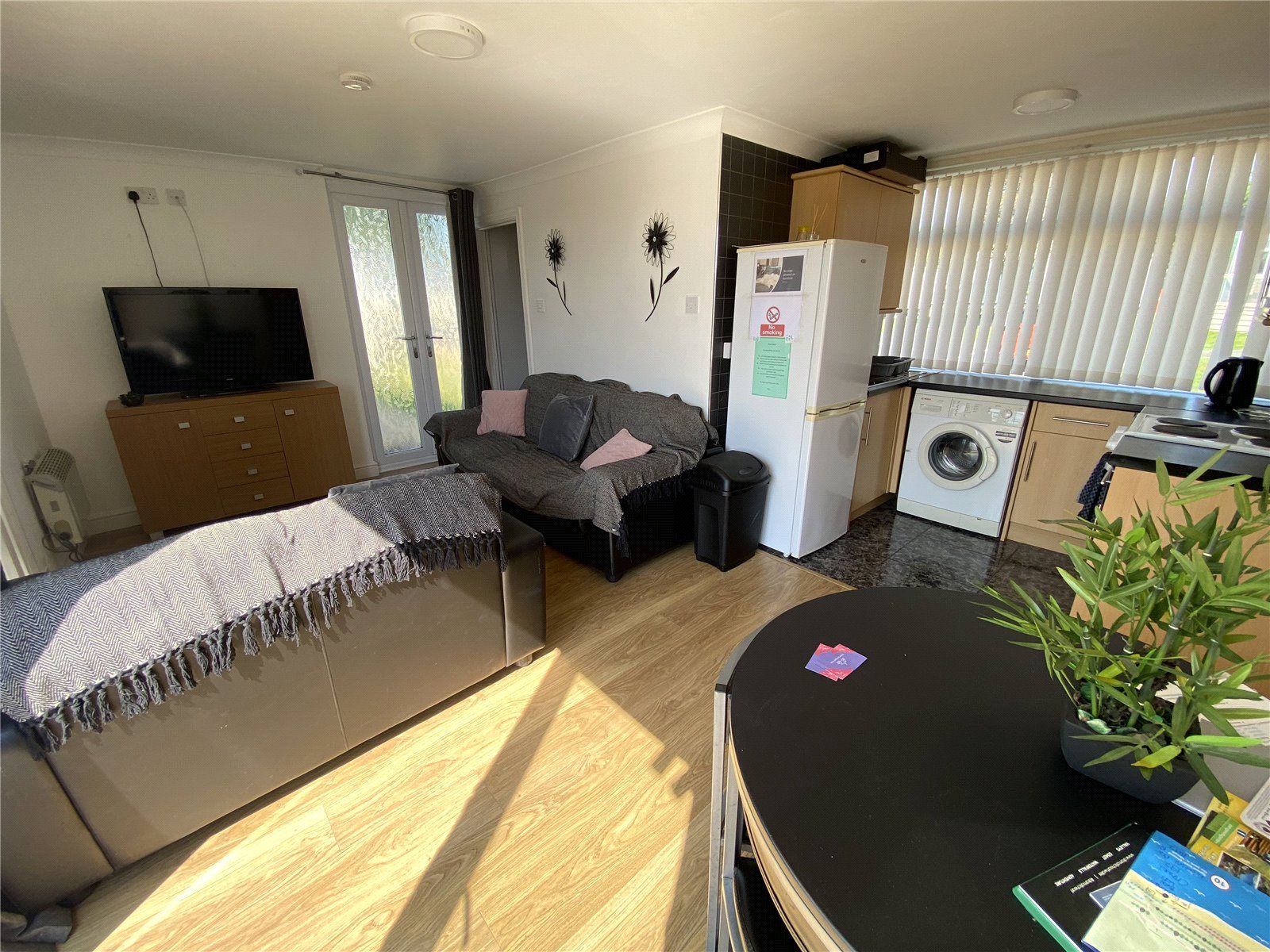 3 bed bungalow for sale in Carmarthen Bay, Carmarthen, Carmarthenshire