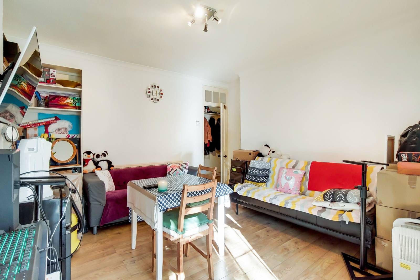 1 bed flat for sale in Limehouse Causeway, Canary Wharf, London E14