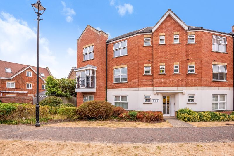 2 bed flat for sale in Pinewood Place, Dartford DA2 Zoopla
