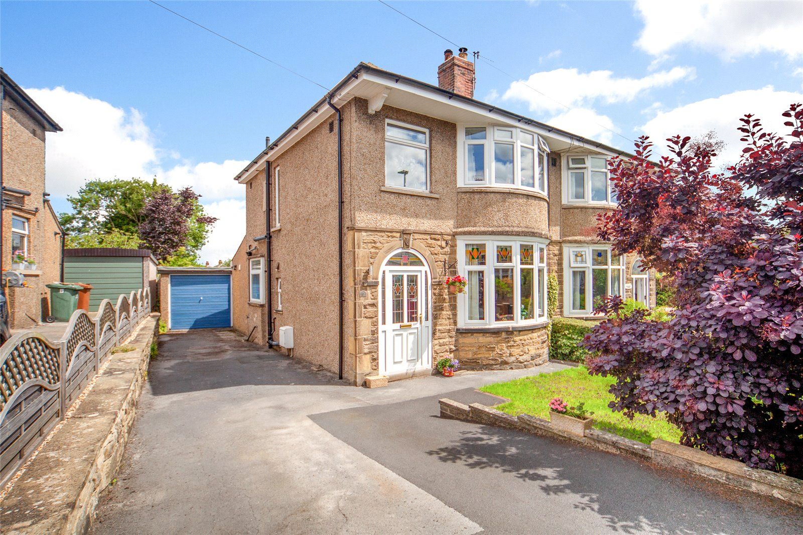 3 bed semidetached house for sale in Regent Avenue, Skipton, North