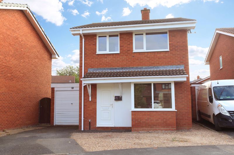 3 bed detached house for sale in Glade Way, Telford TF5 Zoopla