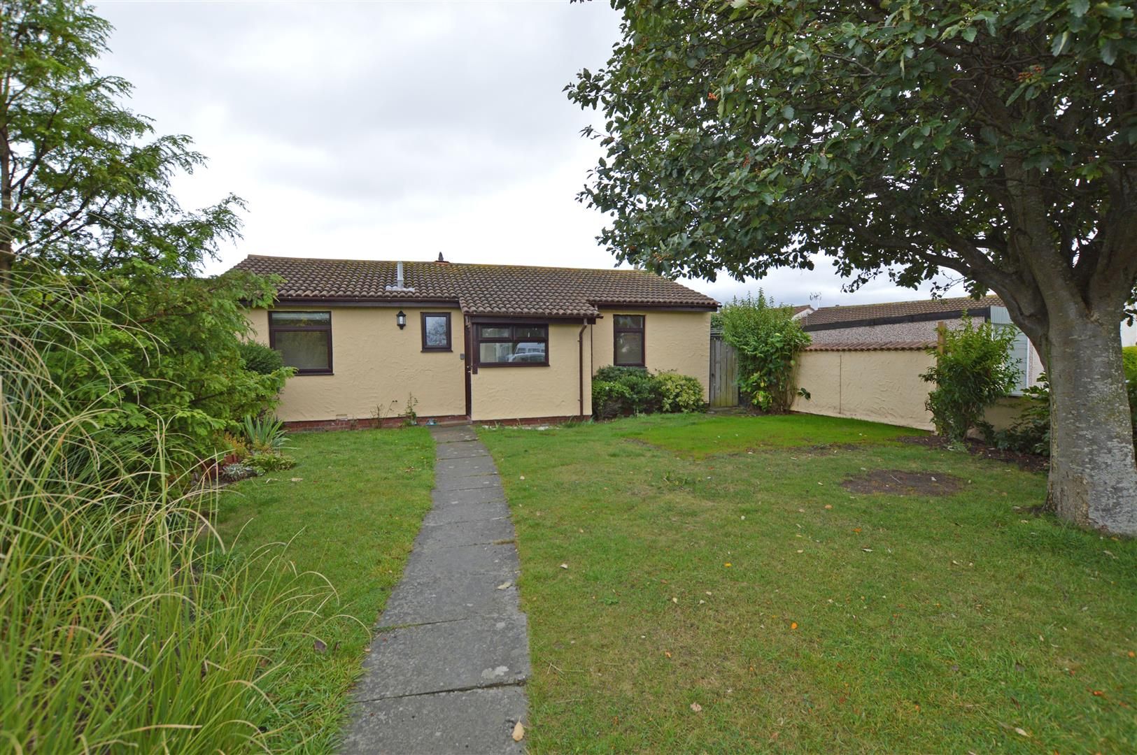 2 bed bungalow for sale in Rhos Fawr, Belgrano, Abergele, Conwy LL22