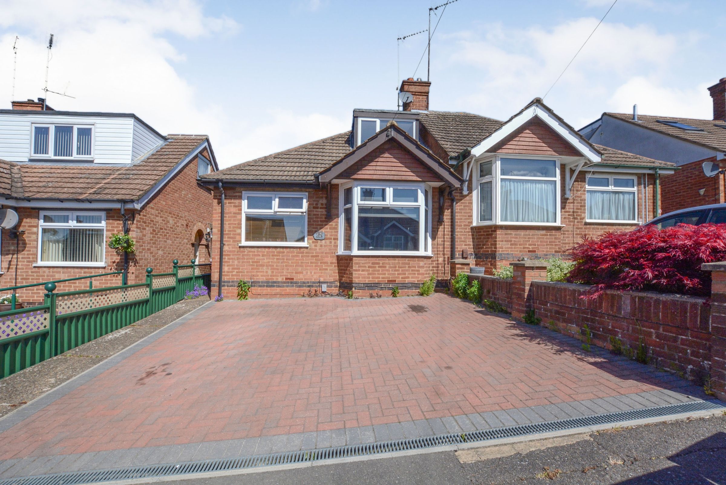 2 bed bungalow for sale in Cameron Crescent, Northampton NN5 Zoopla