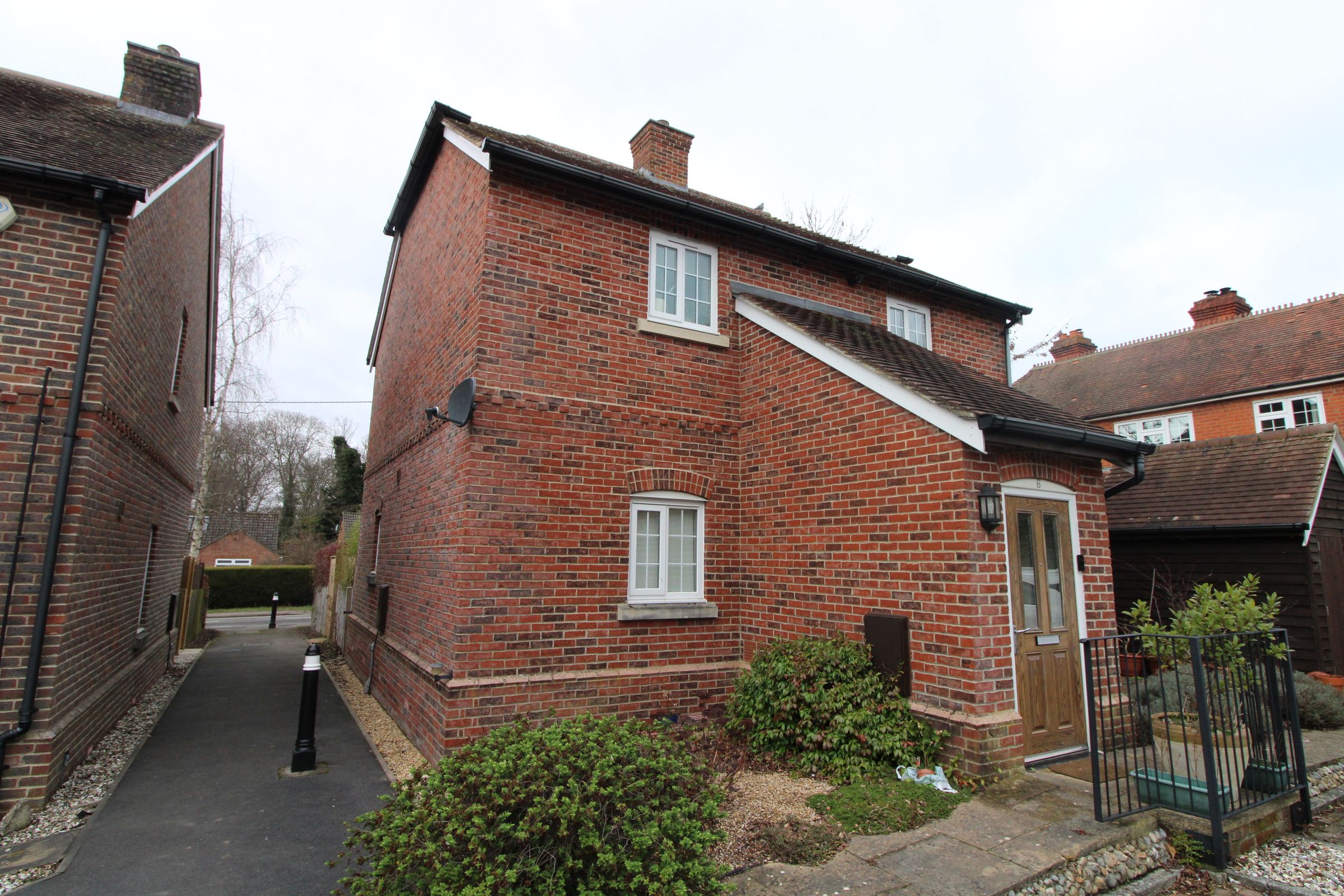 1 bed for sale in Blackthorn Close, Baughurst, Tadley RG26