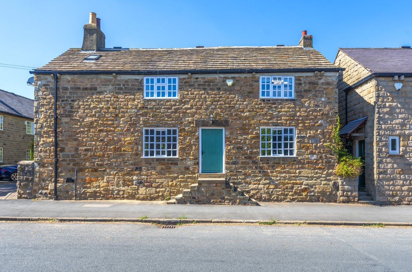 3 bed detached house for sale in Main Street, Thorner, Leeds LS14 Zoopla