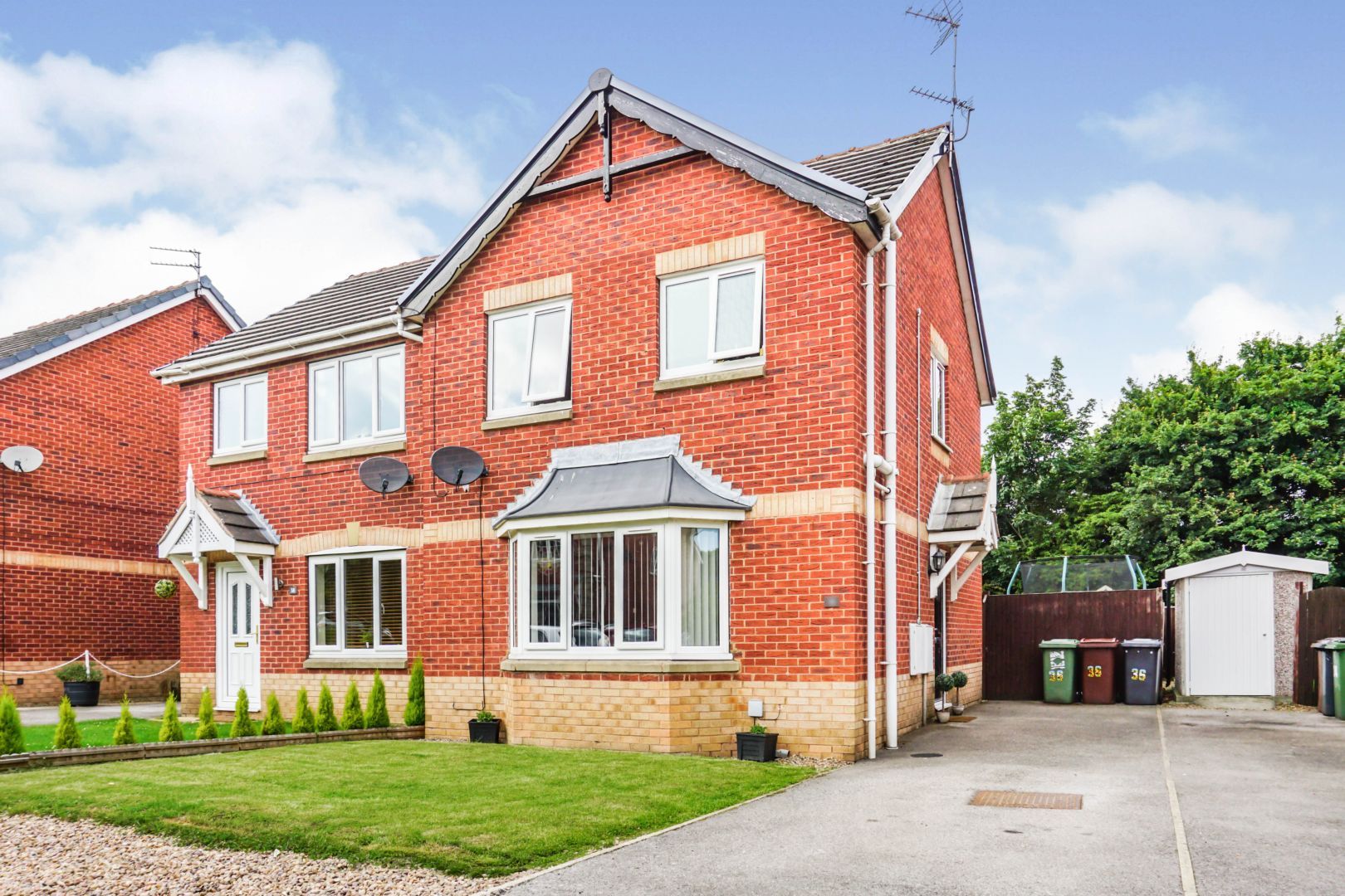 3 bed semidetached house for sale in Broadland Way, Wakefield WF3 Zoopla