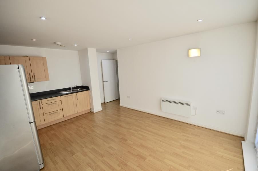 2 bed property to rent in Regency Court, Ecclesfield S35 Zoopla