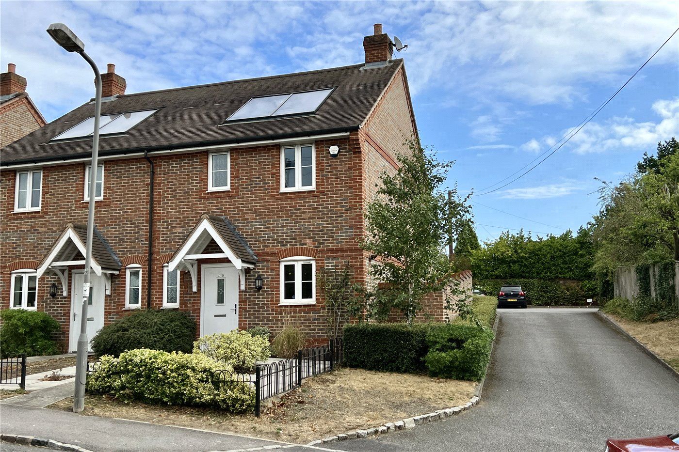 3 bed semidetached house for sale in Heath End Road, Flackwell Heath