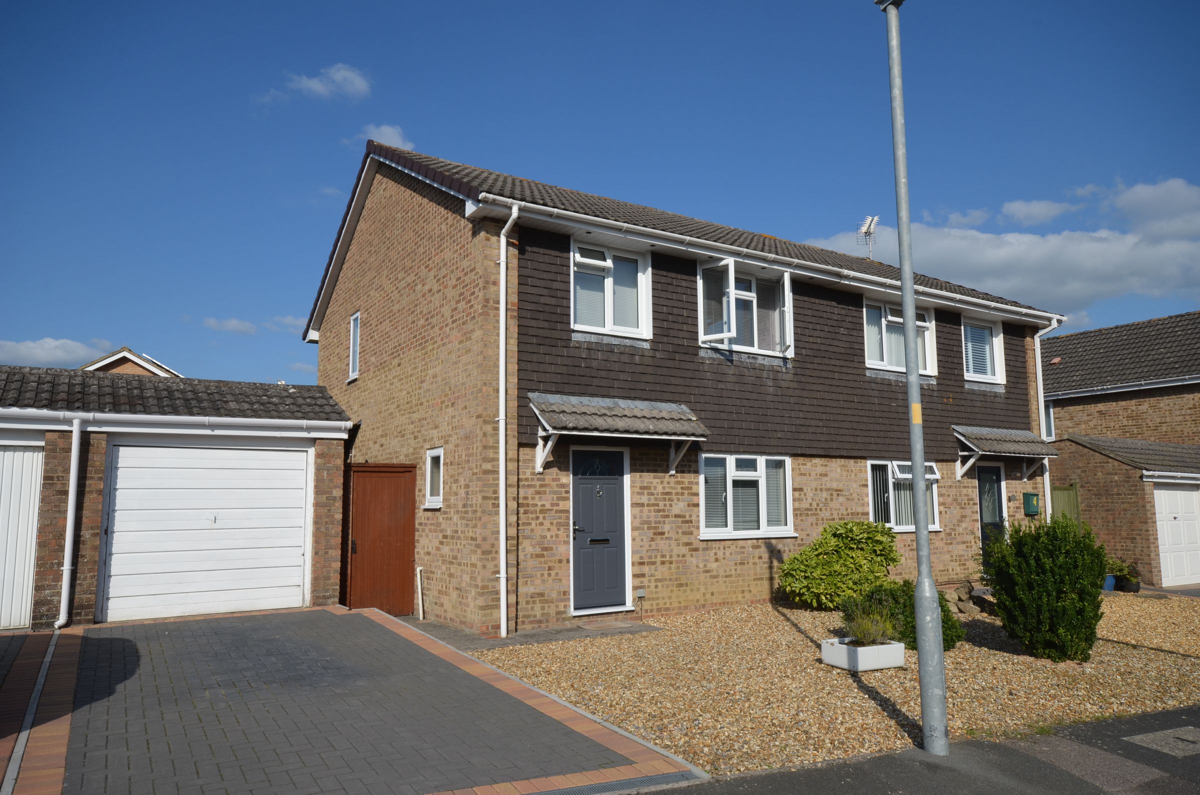 3 bed semidetached house for sale in Widbrook Meadow, Broadmead