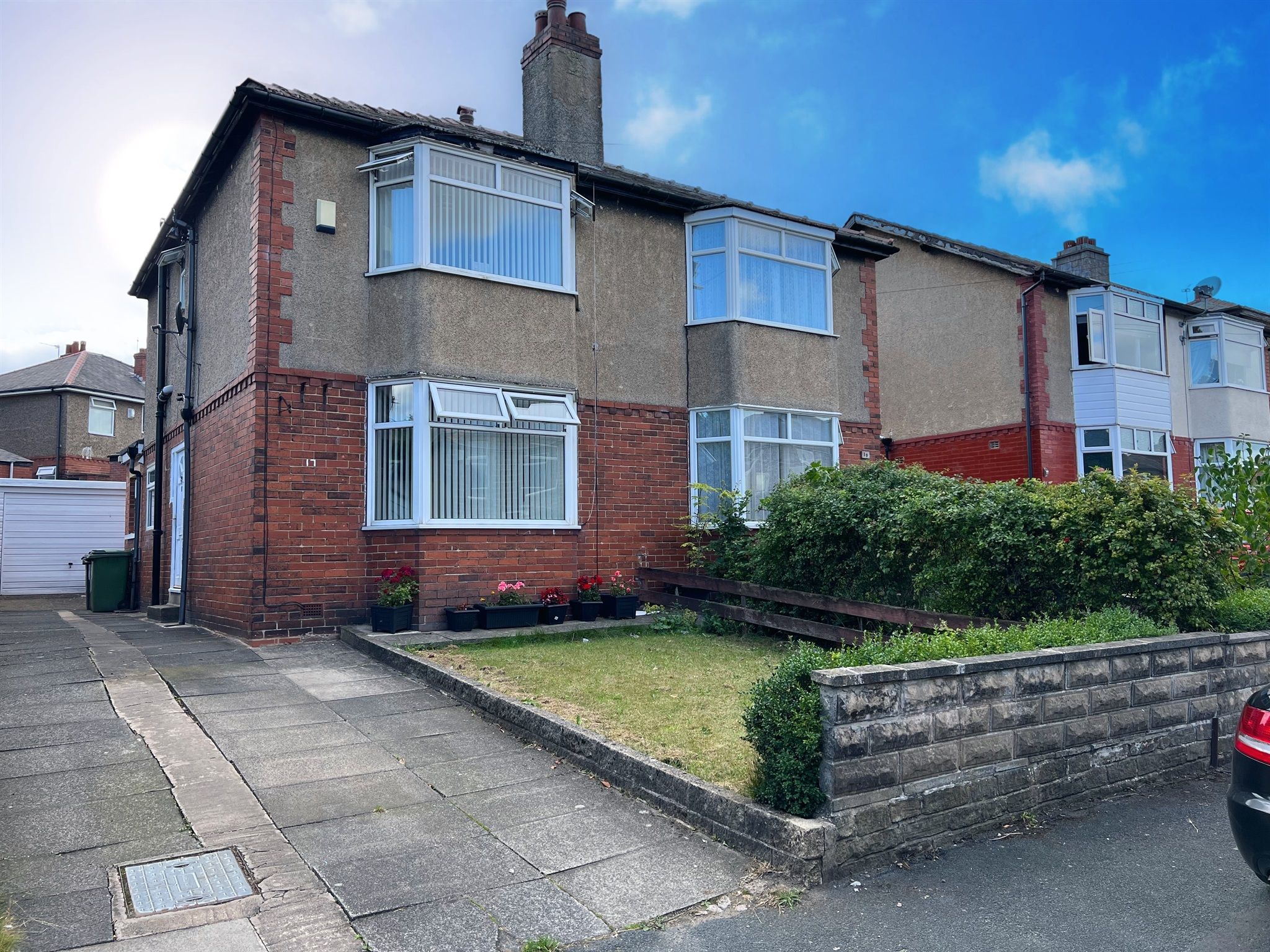 3 bed semidetached house for sale in Gramfield Road, Crosland Moor
