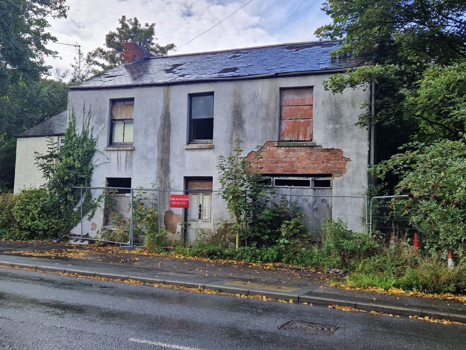 4 bed semidetached house for sale in Bridge End, Caergwrle, Wrexham