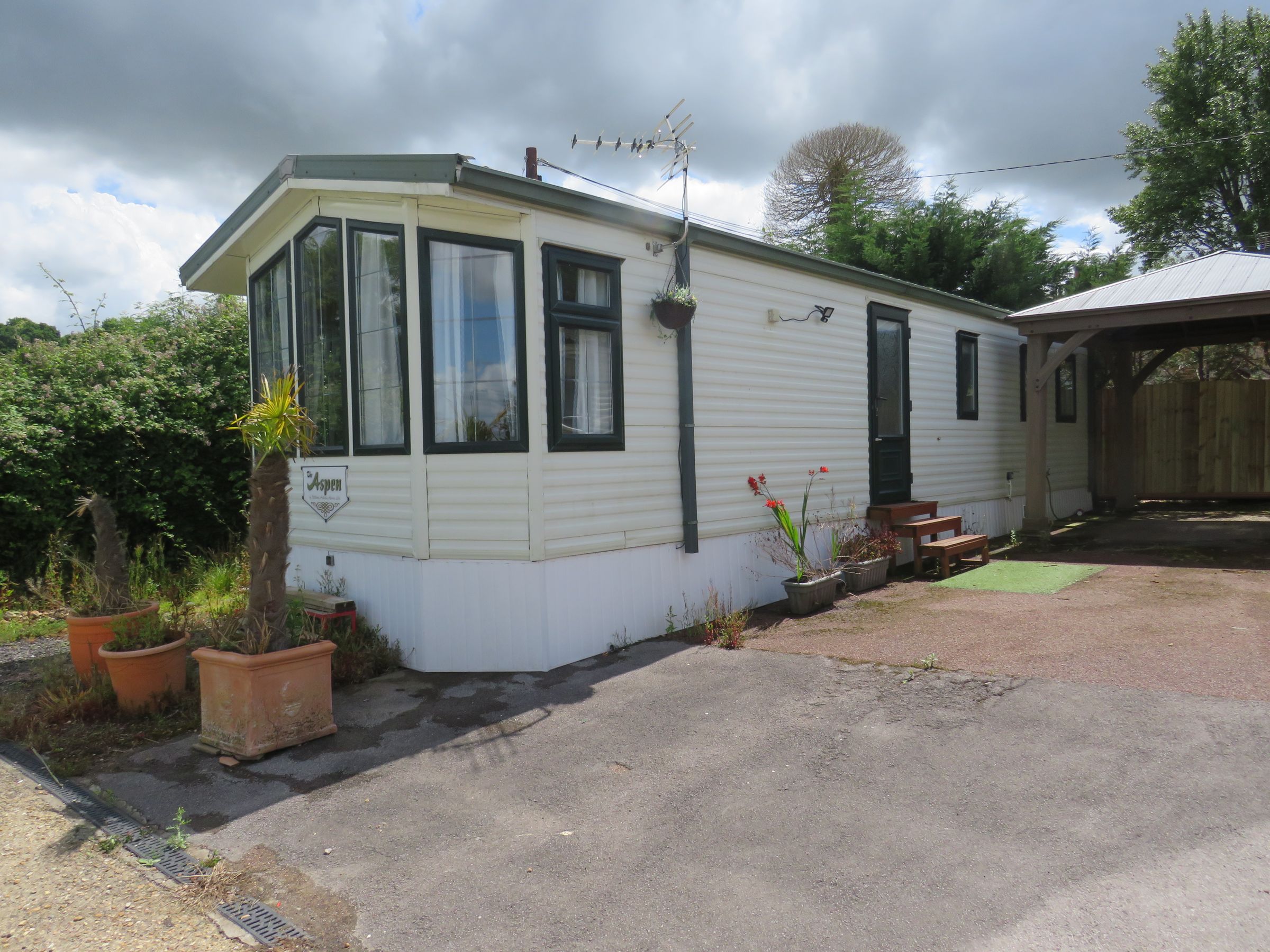 3 bed mobile/park home to rent in Winchester Road, Fair Oak, Eastleigh