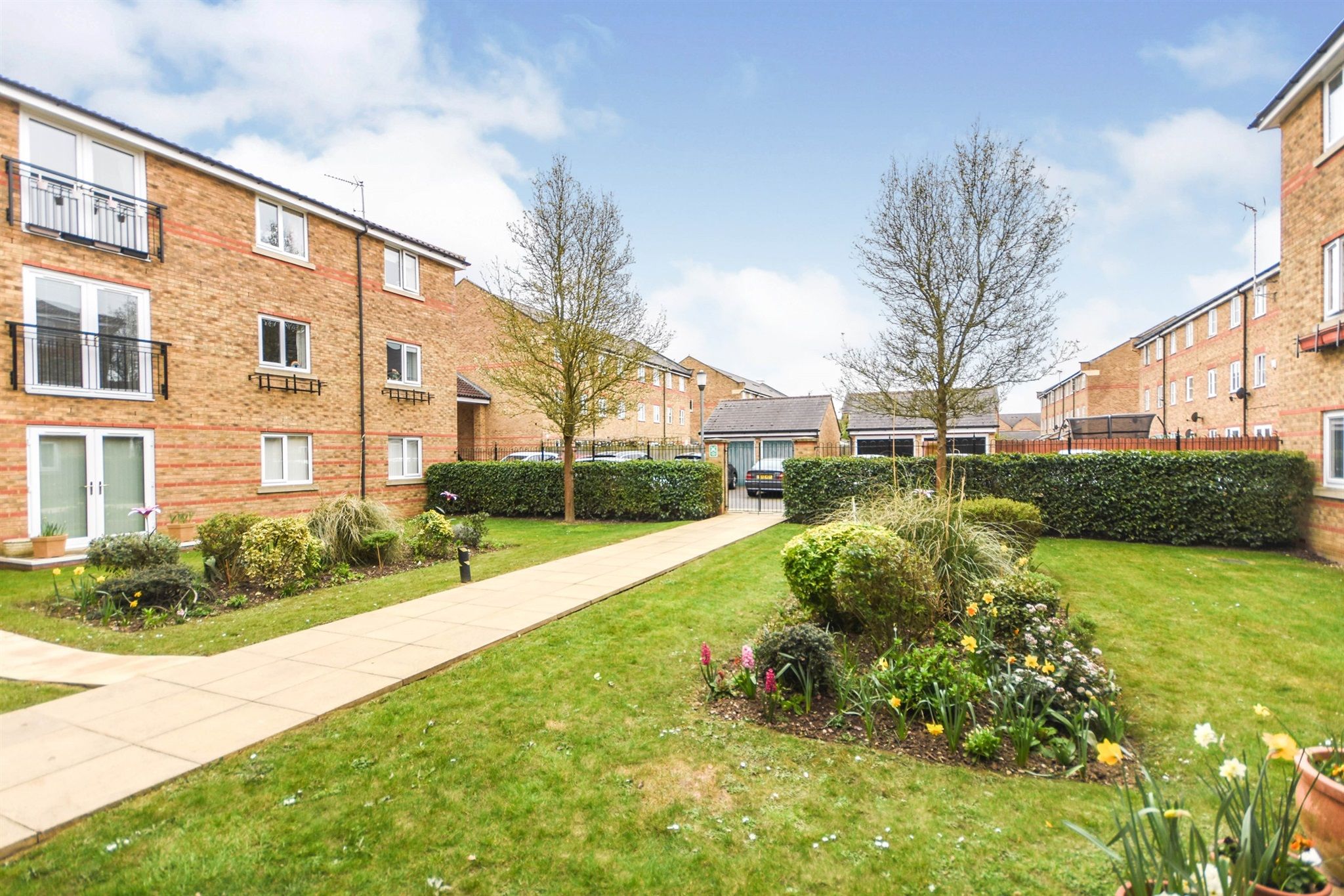 2 bed property for sale in Tabor Court, Nottage Crescent, Braintree CM7