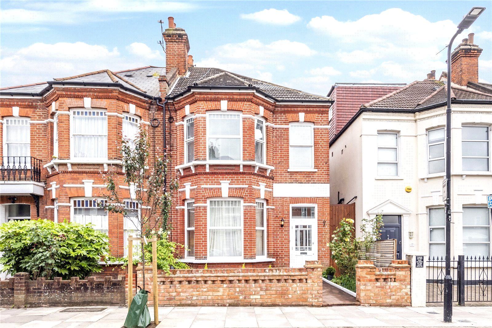 4 bed semidetached house for sale in Richborough Road, Cricklewood NW2
