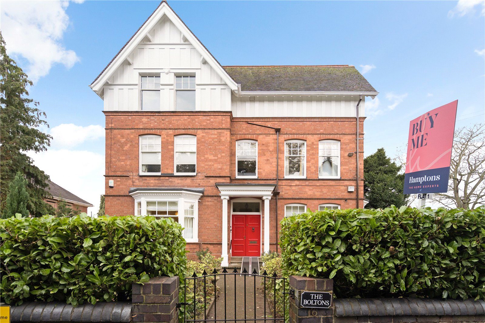 3 bed flat for sale in Rowley Crescent, StratfordUponAvon